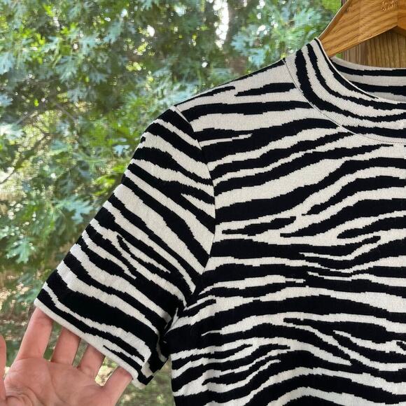 Theory Women's Zebra Print Wool Blend Sweater Tee Black And White Size L - Picture 7 of 8